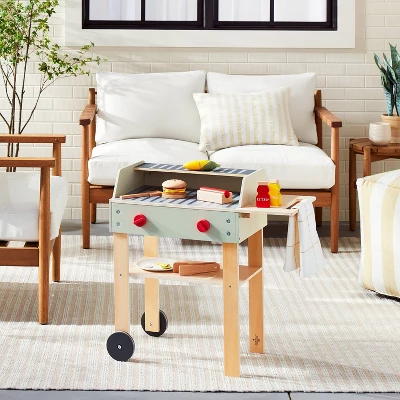 Toy Indoor Grilling Playset - 18pc - Hearth & Hand™ With Magnolia 1 Toy Indoor Grilling Playset - 18pc - Hearth & Hand™ With Magnolia