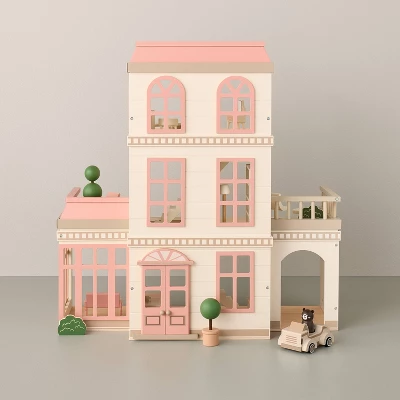 Toy Historic Dollhouse - Hearth & Hand™ With Magnolia 2 Toy Historic Dollhouse - Hearth & Hand™ With Magnolia - Image 2