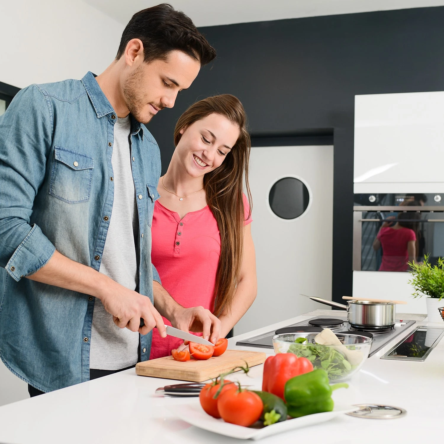 Front Page -Cozy Living Hub 10035702 yy 0002 logo