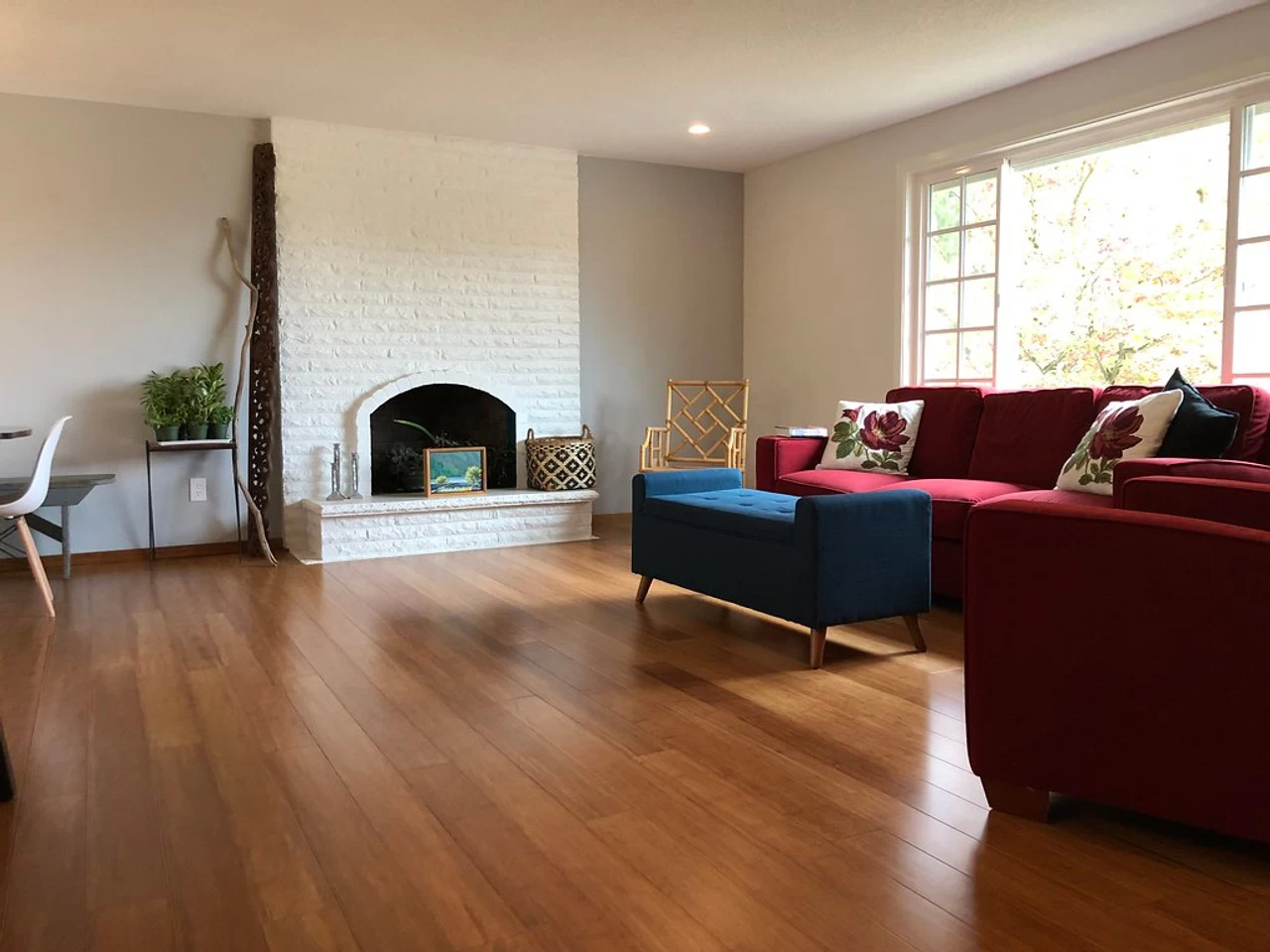 Front Page -Cozy Living Hub 7004006500 room 2 79291.1646990914